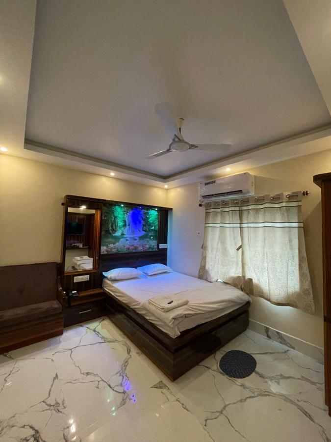 Hotel Aarohi Тарапит Экстерьер фото