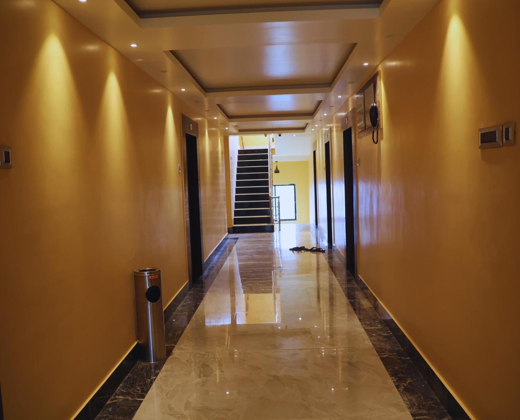 Hotel Aarohi Тарапит Экстерьер фото